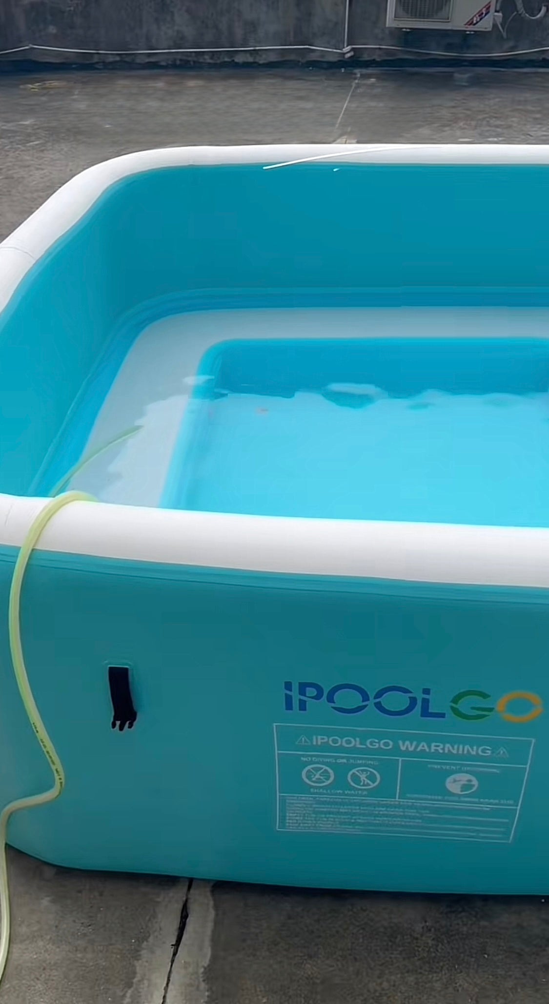 IPOOLGOO™ Hot Tub