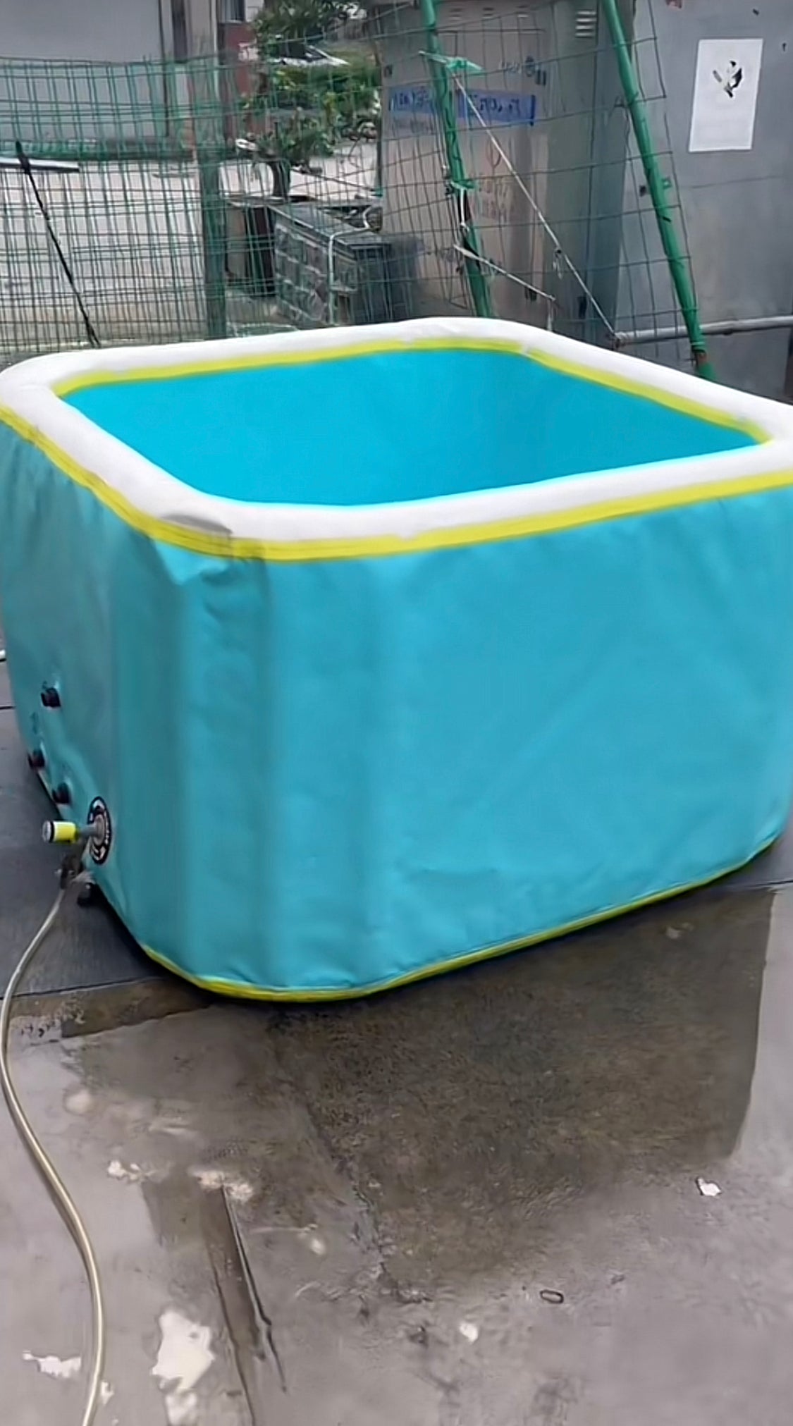 IPOOLGOO™ Hot Tub